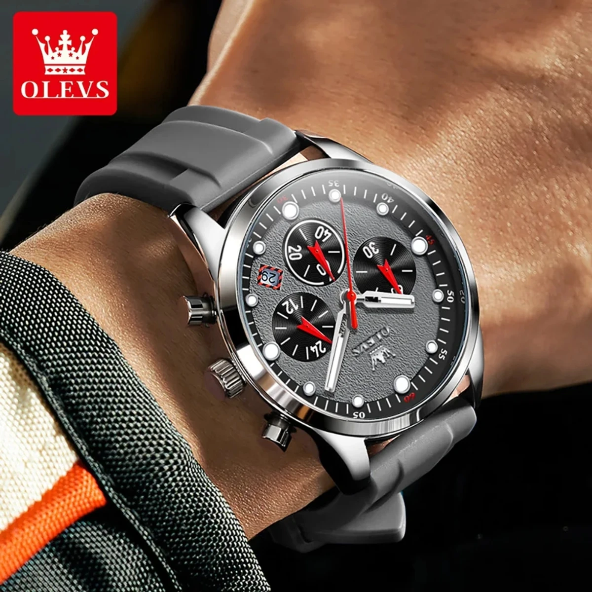 OLEVS 5602 Top Luxury Quartz Men’s Watch Silicone Strap Multifunctional Timing Code Classic Luminous Waterproof Men’s Watch.